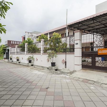 Koolkost Syariah Near Upn Veteran Hotel Medokanayu Екстериор снимка